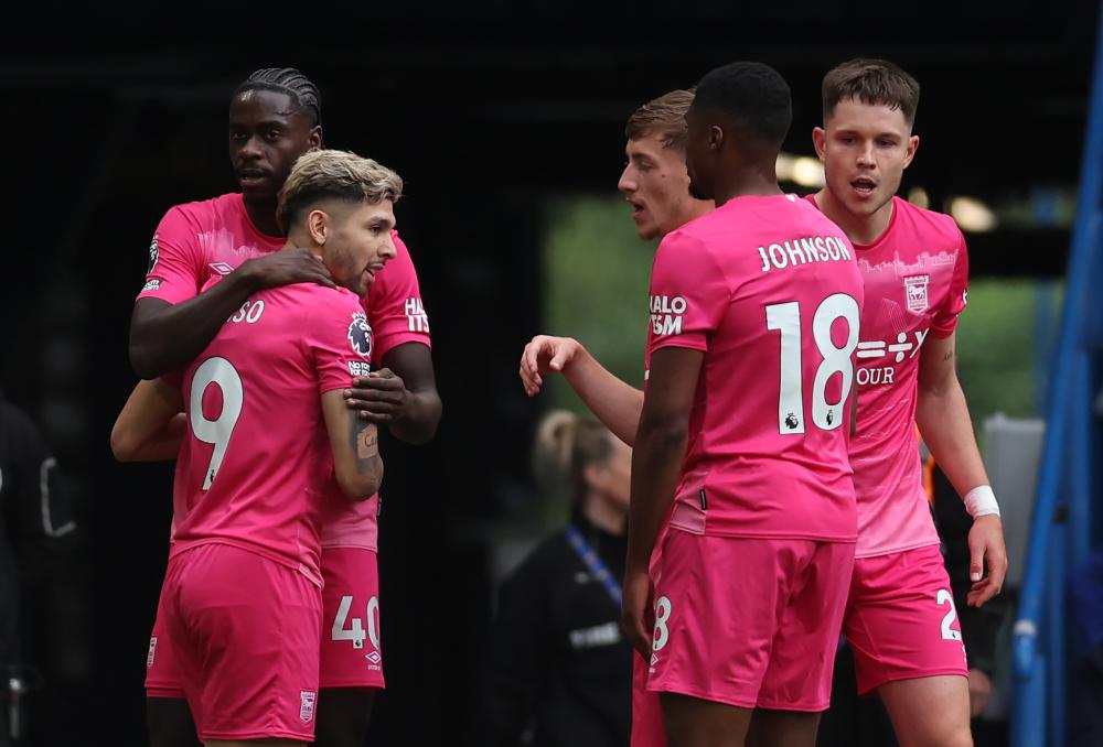 僅僅是場上 僅僅是場上